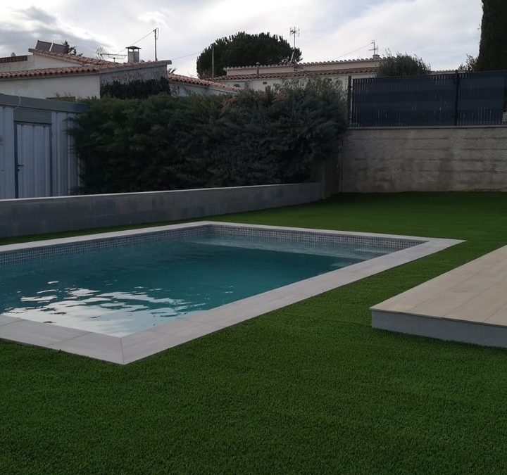 Piscinas y pavimentos exteriores
